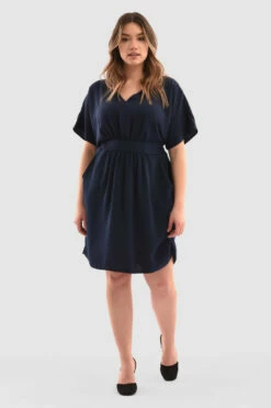 Closet London Curves Navy Gathered Waist Tulip Dress -Closet London Popular Shop 1LwGmjN0 09522.1650625701