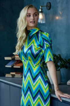 Closet London Green A-Line Tie Back Dress -Closet London Popular Shop 230510 Closet London 0235 21404.1685544049