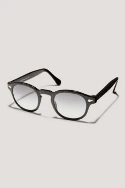 Closet London Sienna Shiny Black Round Sunglasses -Closet London Popular Shop ACG7137 C1 side 03886.1619693045
