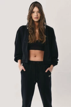 Closet London Black Zip Up With Hood 8 Closet London Black Zip Up With Hood -Closet London Popular Shop ALJ6844 ALJ6833 ALT6853 DSC 2488 39400.1615988371