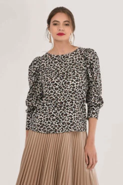 Closet London Brown Pleated Sleeve Blouse 7 Closet London Brown Pleated Sleeve Blouse -Closet London Popular Shop B6326 DSC 8736 84525.1603204111