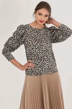 Closet London Brown Pleated Sleeve Blouse 8 Closet London Brown Pleated Sleeve Blouse -Closet London Popular Shop B6326 DSC 8740 04779.1603204088