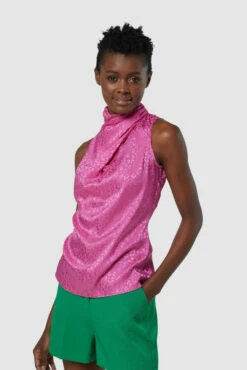 Closet LondonFuchsia Animal Jacquard Twist Neck Blouse