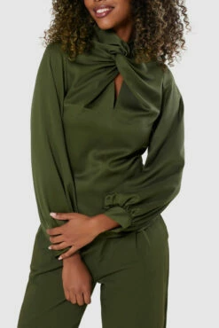 Closet London Green Twist Neck Blouse -Closet London Popular Shop B8190 T8259 20211130 Closet 0743 89071.1659716659