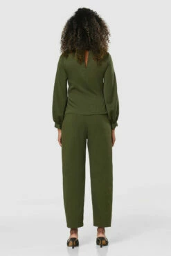 Closet London Green Twist Neck Blouse -Closet London Popular Shop B8190 T8259 20211130 Closet 0747 69624.1659716651