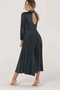 Closet London Black Long Sleeve Pleated Midi Dress -Closet London Popular Shop D5579 DSC 2710 47591.1572604972 25102.1652799183