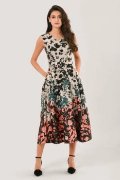 Closet London Peach & Cream Floral Midi Dress -Closet London Popular Shop D5698 DSC 5794 1 28043.1576601135