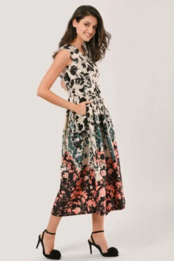 Closet London Peach & Cream Floral Midi Dress -Closet London Popular Shop D5698 DSC 5801 1 79434.1576601147