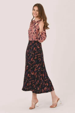Closet London Pink Print Gathered Neck A-Line Dress -Closet London Popular Shop D6550 DSC 3162 66875.1600961985