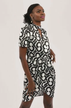 Closet London Monochrome Pleated Wrap Print Dress -Closet London Popular Shop D6887 DSC 7114 59092.1612530747