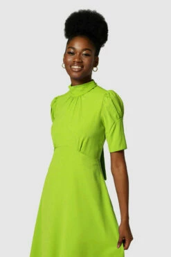 Closet London Lime Green Tie Back A-Line Midi Dress -Closet London Popular Shop D7004 3821 05611.1633098599.1280.1280 03072.1653058299