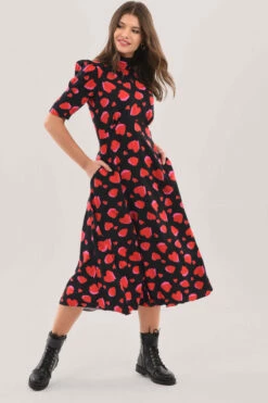 Closet LondonBlack Red Heart Tie Back A-Line Midi Dress 8 Closet LondonBlack Red Heart Tie Back A-Line Midi Dress -Closet London Popular Shop D7072 DSC 9546 04737.1649771505