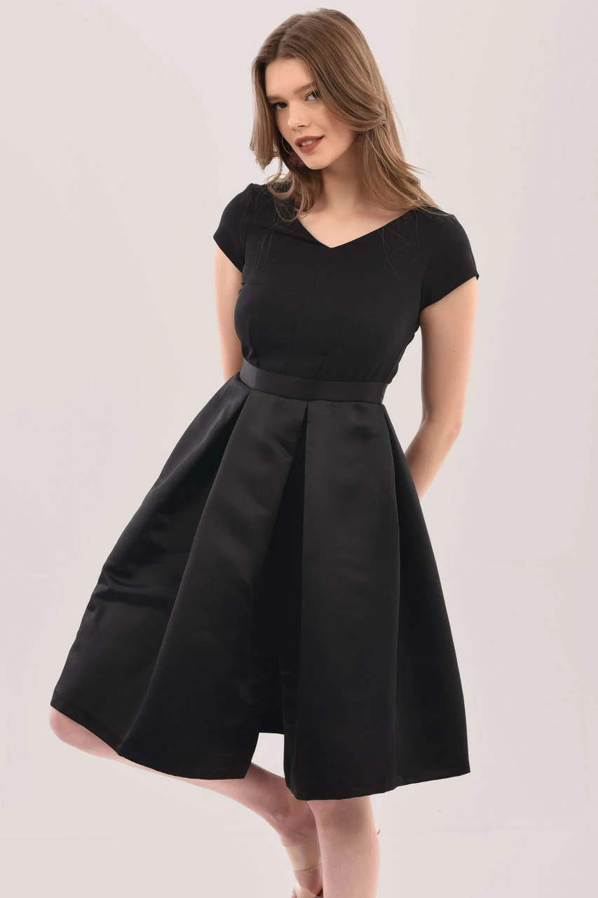 Closet London Black 2-in-1 Full Skirt V-Neck Dress 3 Closet London Black 2-in-1 Full Skirt V-Neck Dress