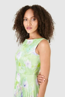 Closet London Lime Green Floral Print V-Back Pleated Midi Dress -Closet London Popular Shop D7630 26 46926.1633699593