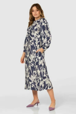 Closet London Navy Floral Print A-Line Midi Dress -Closet London Popular Shop D7792 20210907 Closet London119551 85846.1644505220