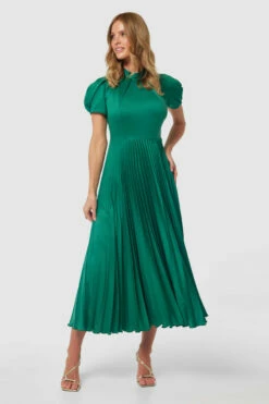Closet London Emerald Green Pleated A- Line Dress -Closet London Popular Shop D8256 EMERALD 20230405 Closet London0671 63809.1682431841