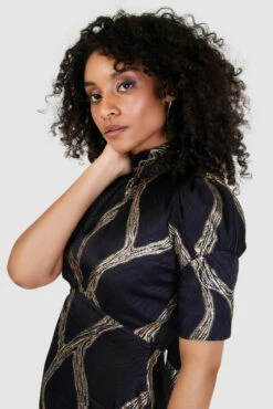 Closet London Black And Gold Print A-Line Midi Dress -Closet London Popular Shop D8752 1025 07487.1662542368