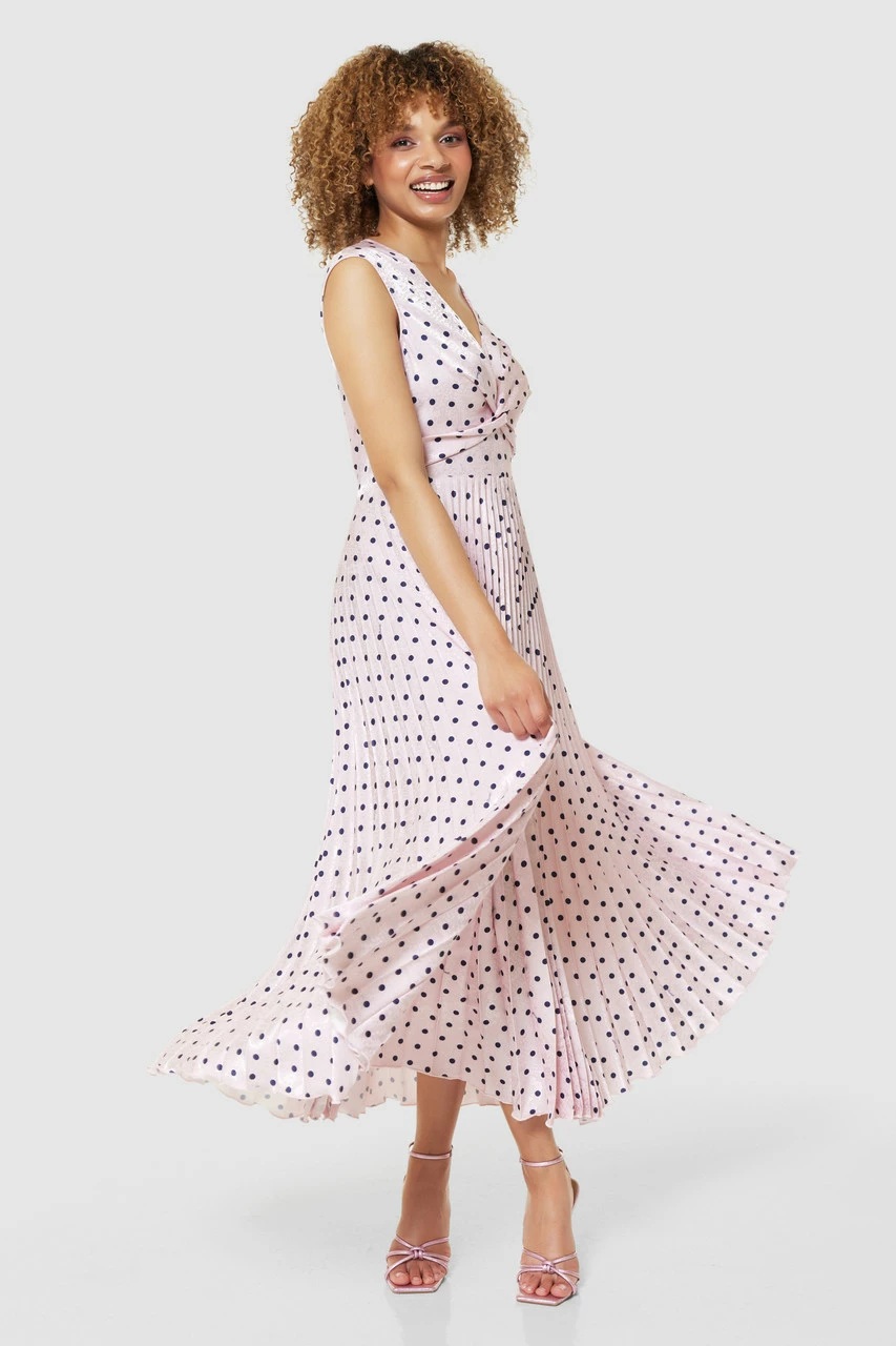 Closet London Soft Pink Twist Detail Pleated A- Line Dress 5 Closet London Soft Pink Twist Detail Pleated A- Line Dress - Image 3