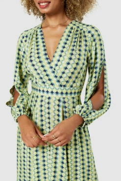 Closet London Lime Green Full Skirt Wrap Dress -Closet London Popular Shop D9177 20220830 Closet London 34199 90543.1677165419