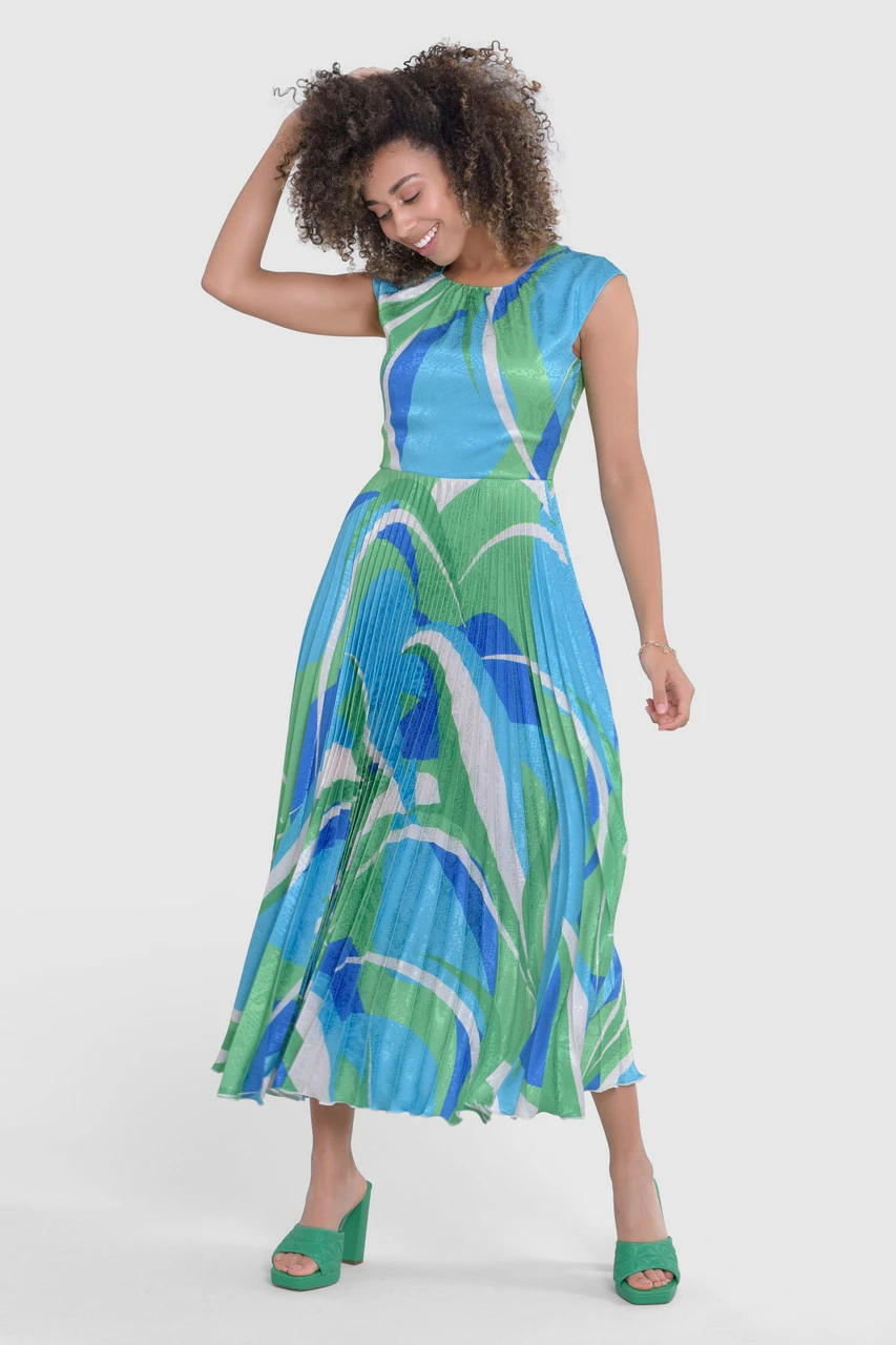 Closet London Green Pleated V-Back Dress 4 Closet London Green Pleated V-Back Dress - Image 2