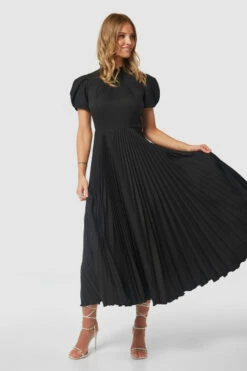 Closet London Black Pleated Dress -Closet London Popular Shop J9783 CREAM D9879 BLACK 20230405 Closet London0164 69534.1696606335