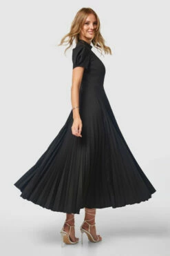 Closet London Black Pleated Dress -Closet London Popular Shop J9783 CREAM D9879 BLACK 20230405 Closet London0166 39331.1696606339