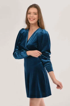 Closet London Navy Velvet Wrap Dress -Closet London Popular Shop JD6455 DSC 8698 47148.1603984648