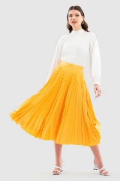Closet London Yellow Satin Pleated Midi Skirt -Closet London Popular Shop S8136 Yellow DSC 6684 19410.1651226612