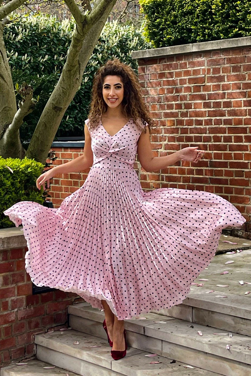 Closet London Soft Pink Twist Detail Pleated A- Line Dress 3 Closet London Soft Pink Twist Detail Pleated A- Line Dress