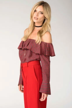 Closet London Black And Red Ruffle Neck Off-the Shoulder Blouse -Closet London Popular Shop b3228 dsc 6801 79582.1566136707