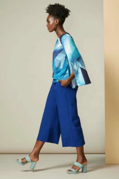 Closet London Blue Geometric Flared Split Sleeve Top -Closet London Popular Shop b4922 19 02 25 closet 0131 24499.1566149182