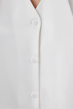 Closet London White Sleeveless Pussy Bow Blouse -Closet London Popular Shop b5243 ivory 8 4 63705.1665590706