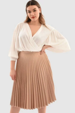 Closet London Curves Beige Pleated Skirt